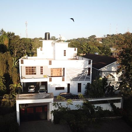 Arusha Royal Bed & Breakfast Exterior foto